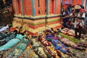 sabrimala_women-temple-lead
