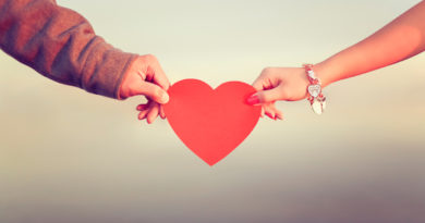 Valentine week : वैलेंटाइन वीक में इन बातों से करें अपने पार्टनर को इम्प्रेस, नहीं देने पड़ेंगे महंगे गिफ्ट Valentine_proposal tips