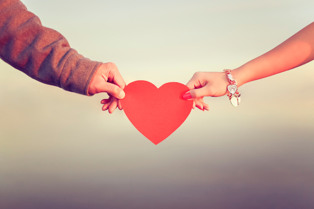 Valentine week : वैलेंटाइन वीक में इन बातों से करें अपने पार्टनर को इम्प्रेस, नहीं देने पड़ेंगे महंगे गिफ्ट