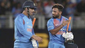 mahendra singh dhoni and rishabh pant