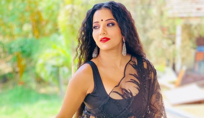 Bhojpuri actress monalisa : भोजपुरी एक्ट्रेस मोनालिसा का हॉट और सेक्सी वीडियो गाना इंटरनेट में मचा रहा धमाल