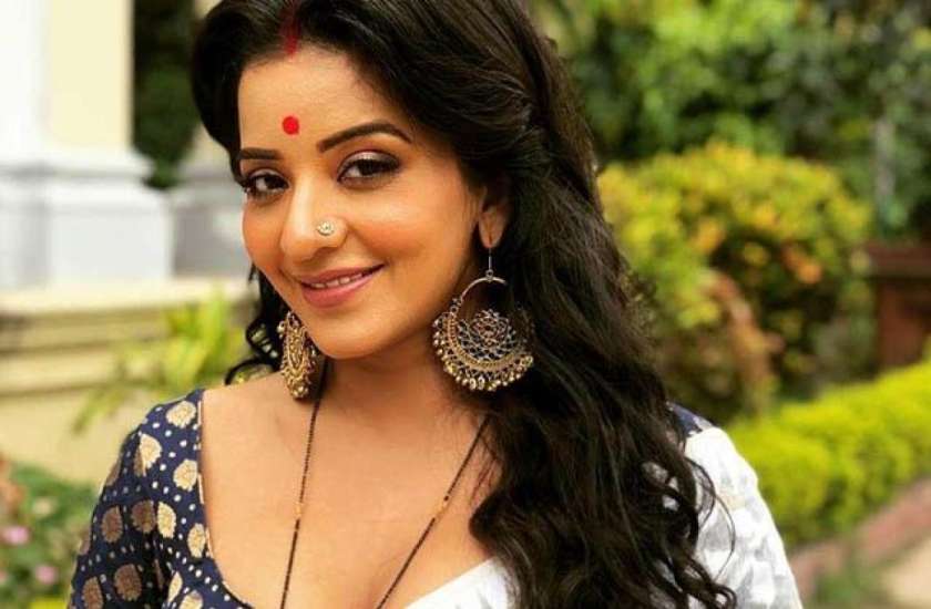 Bhojpuri Actress Monalisa Video : Lockdown को खूब Enjoy कर रही हैं भोजपुरी स्टार मोनालिसा, Tik-Tok और Instagram पर हुईं वायरल