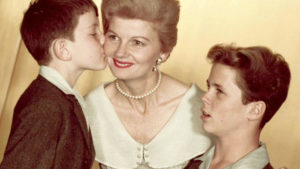 why we celebrate mothers day