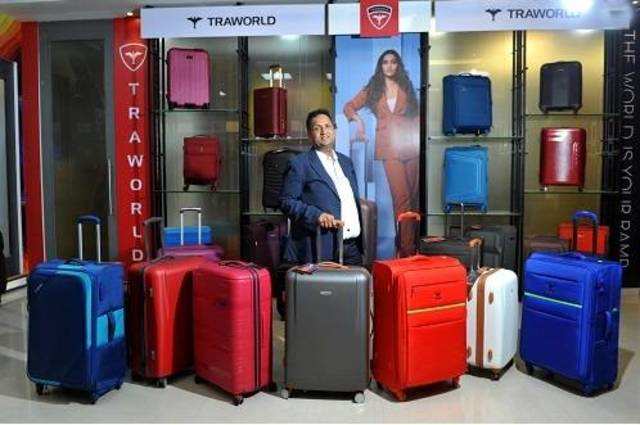 Tarun Jain success Story : कभी गली-गली घूम कर बेचा करते थे बैग, 1000 लोगों को रोजगार देकर खड़ी की 250 करोड़ की कंपनी 1