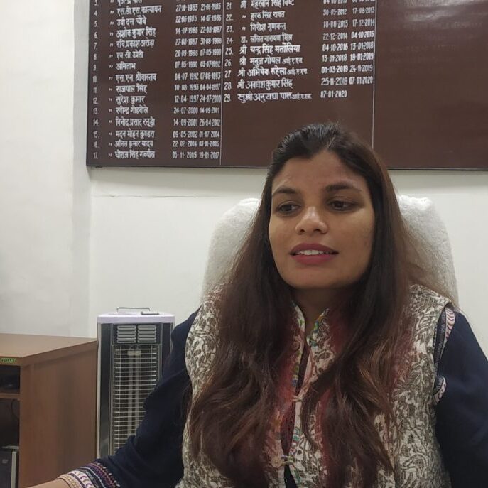Anuradha Pal IAS : पिता का सपना पूरा करने के लिए बेटी ने कोचिंग पढ़ाकर की upsc परीक्षा की तैयारी, 62वीं रैंक हासिल कर बनीं IAS अधिकारी 1