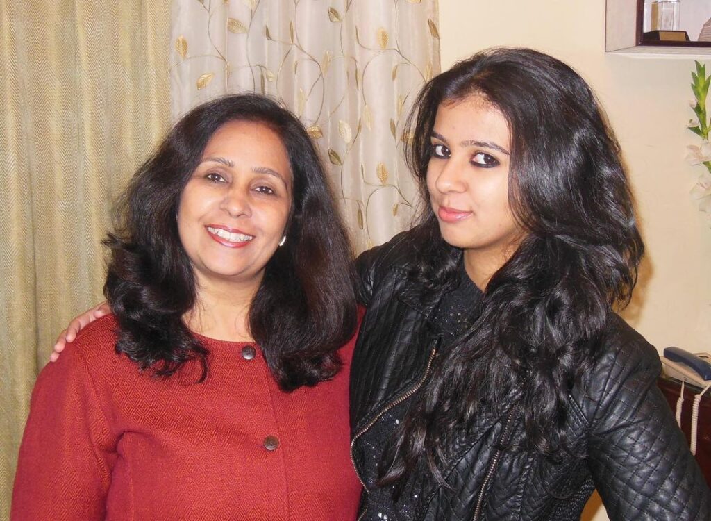 IAS Topper Anisha Tomar : माता-पिता का सपना पूरा करने के लिए बेटी ने की यूपीएससी परीक्षा की तैयारी, 2 बार असफलता हासिल करने के बाद बनी अधिकारी 121
