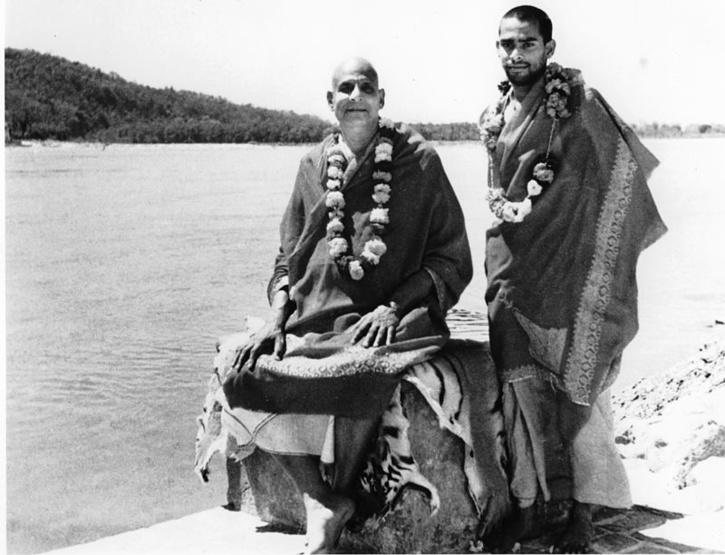 Yog Guru Swami Shivananda : 125 साल का वो शख्स जिसने मानव कल्याण के लिए समर्पित कर दिया पूरा जीवन, जानिए कौन हैं पद्मश्री योग गुरु स्वामी शिवानंद 1
