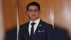 aalok-bhati-30522-42300 3
