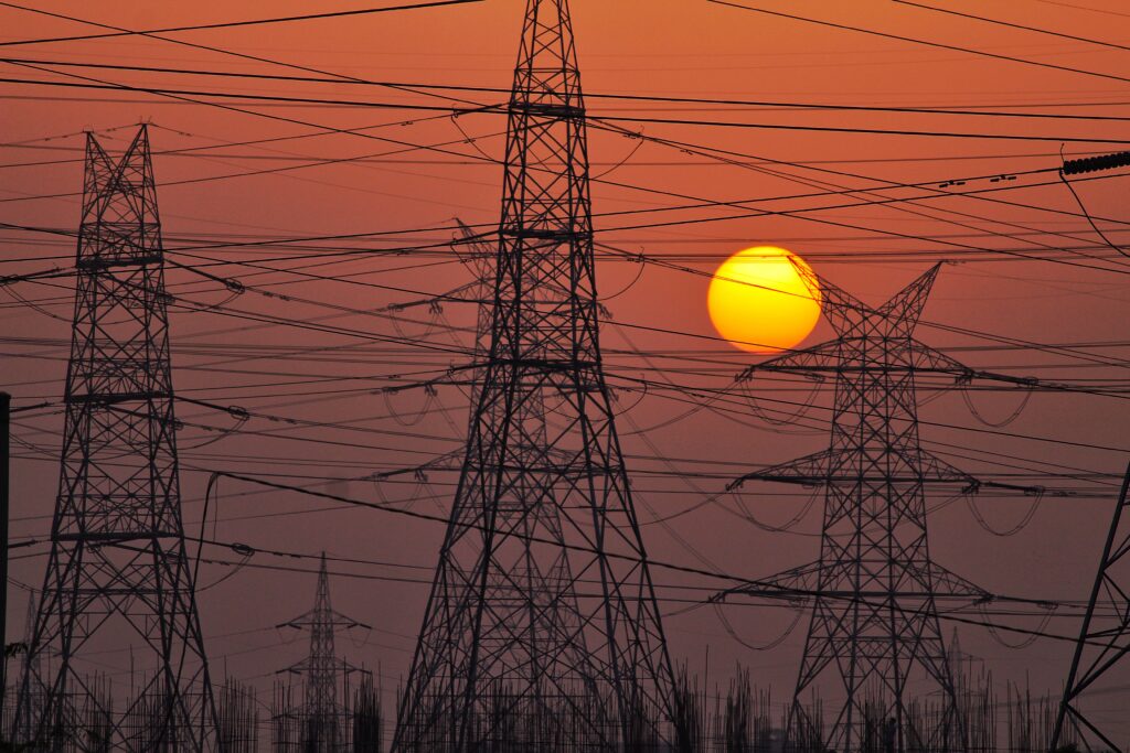UP Electricity Rate 2022-23 : बिजली उपभोक्ताओं के लिए खुशखबरी, यूपी में इस साल नहीं बढ़ेंगे बिजली के दाम 1