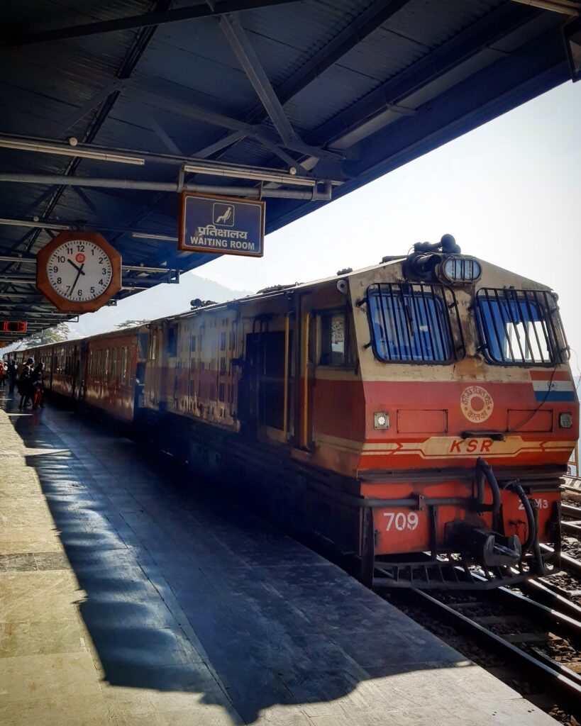 Gonda Intercity Express : वाराणसी से बहराइच तक आसान होगा ट्रेन का सफर, इस ट्रेन के संचालन से यात्रियों को मिलेगी सुविधा 1