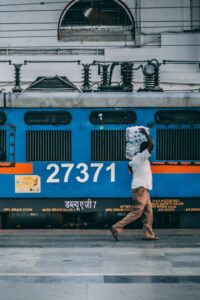 frank-holleman-PS9NauxSPTA-unsplash 3