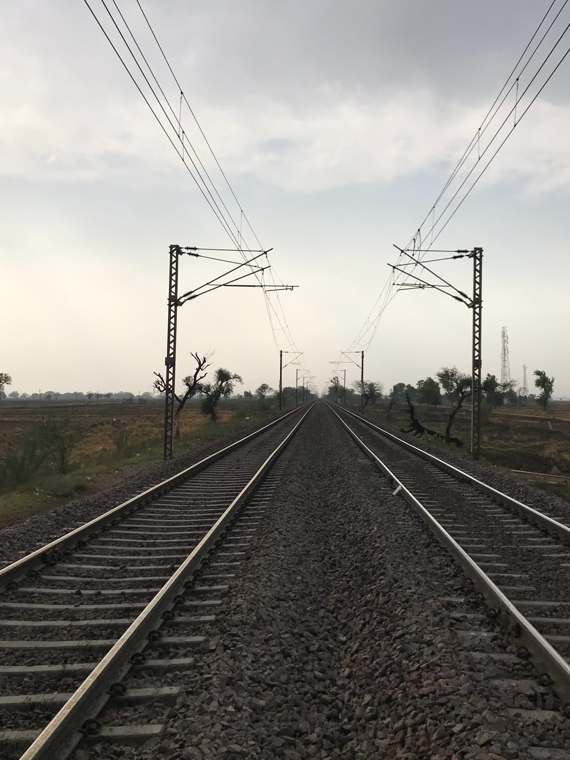 Lucknow Saharanpur Train : लखनऊ से सहारनपुर जाने वाली ट्रेनों की बढ़ेगी रफ्तार, कम समय में पूरा होगा सफर 1