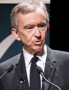 Conférence à l'Ecole polytechnique de Bernard Arnault "LVMH, la construction d'un leader mondial Français" 1